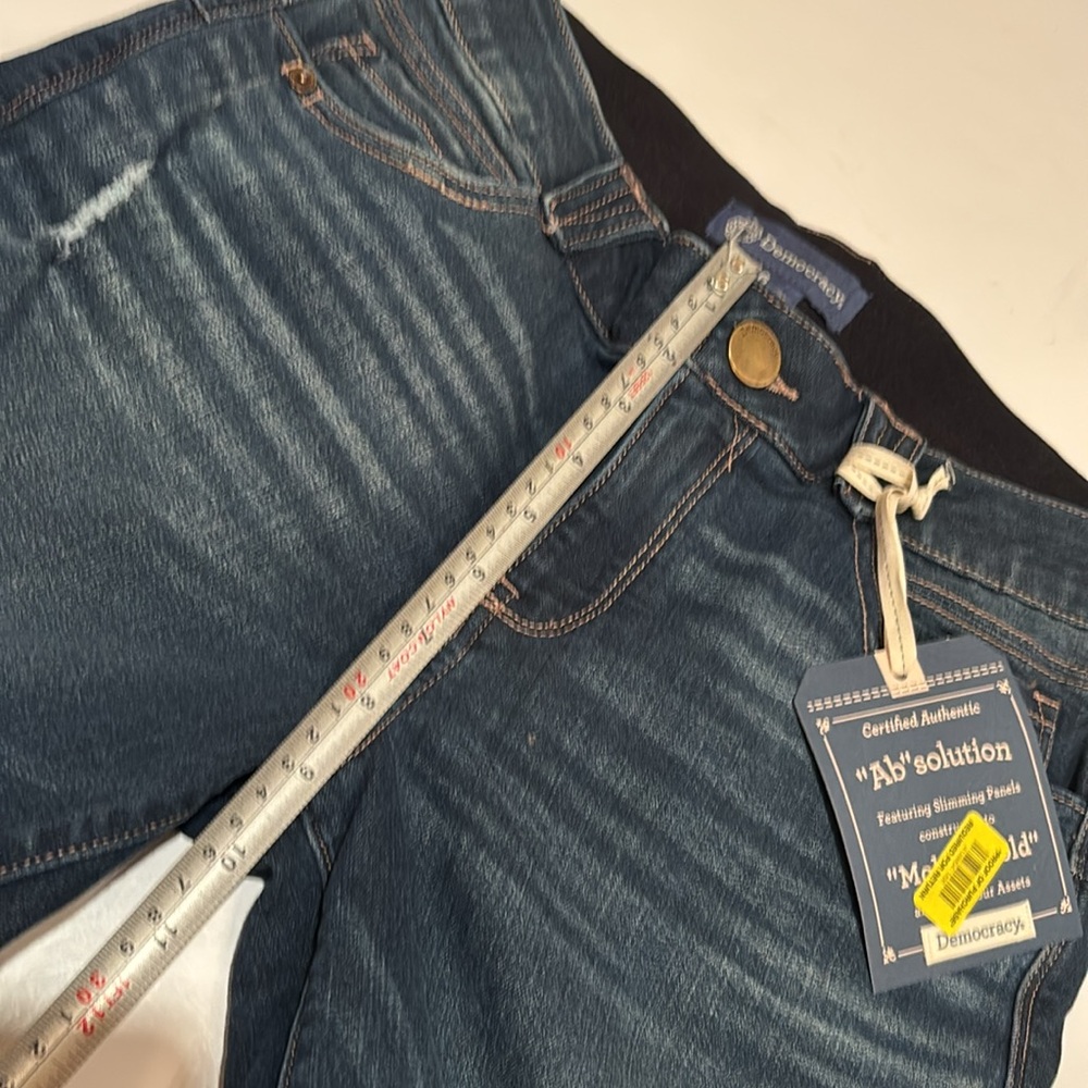 NWT Democracy Indigo Denim Shorts Bermuda crops  6 ab solution - Picture 8 of 12